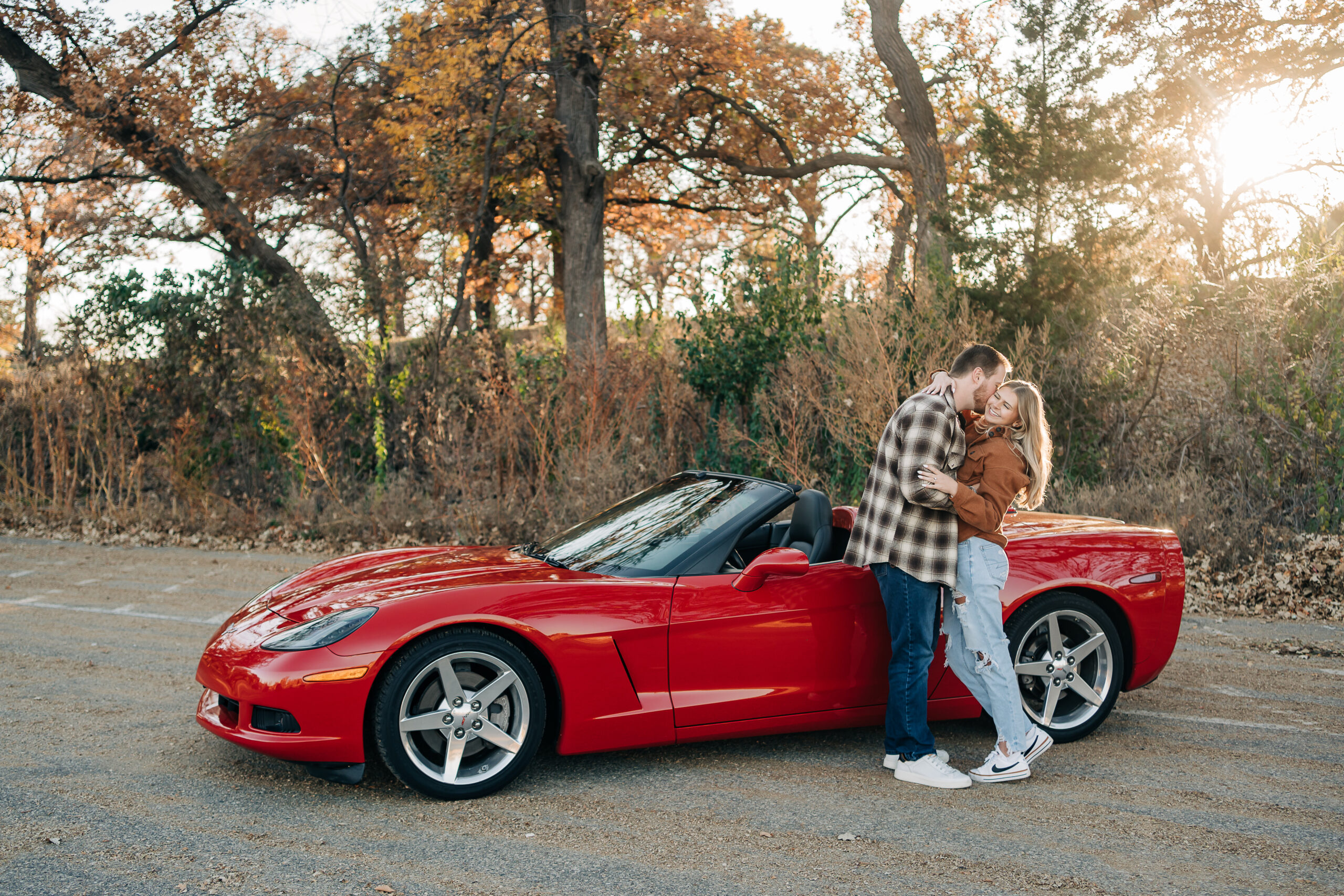 Unique engagement photo with classic car by Life and Art Photography in Minneapolis, Minnesota