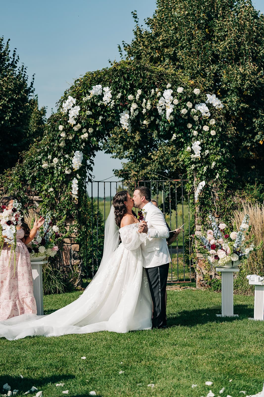 wedding ceremony at redeemed farm