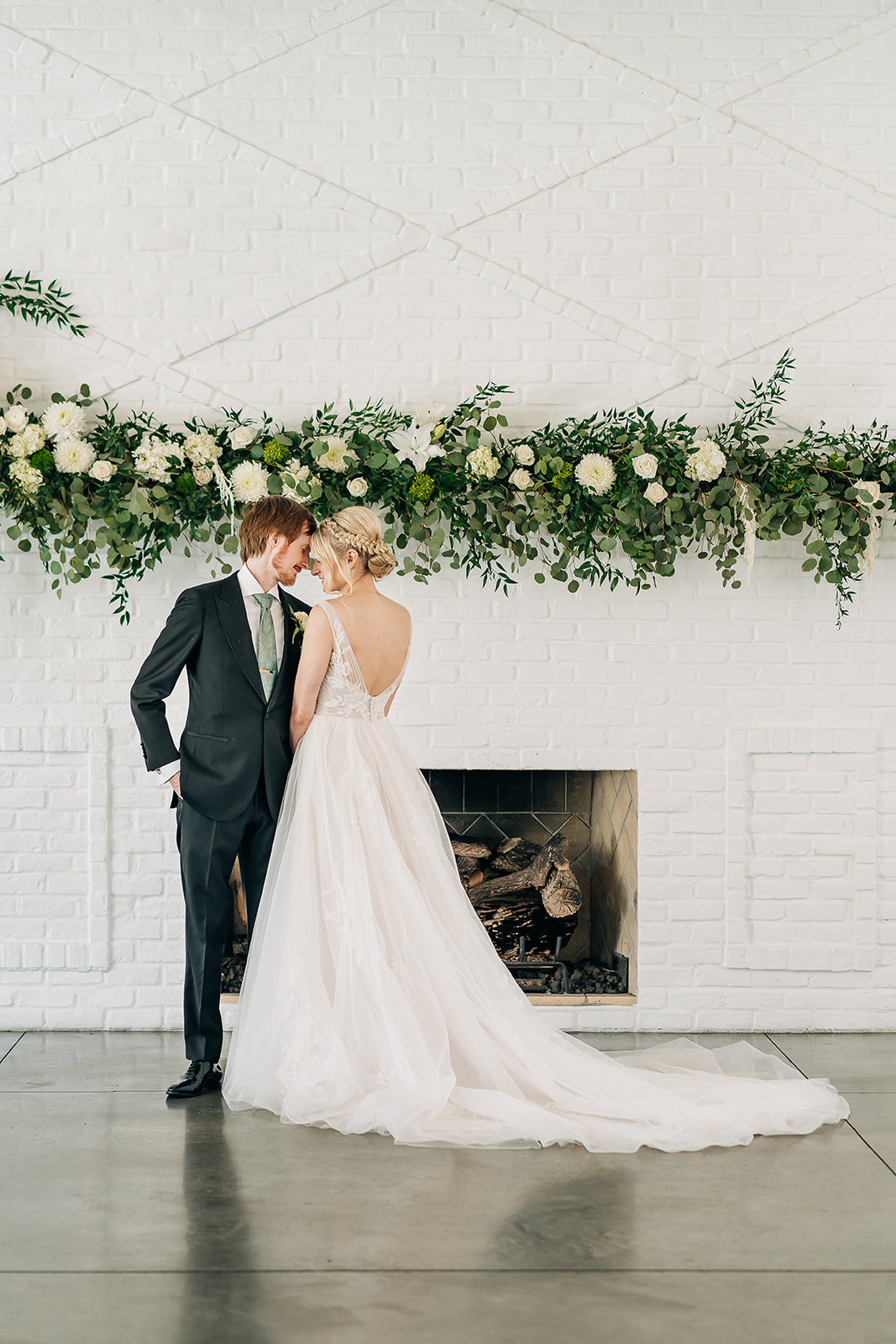 wedding ceremony space at the hutton house, mn