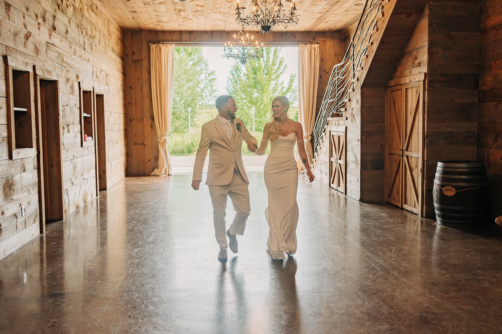 bride and groom entrance to reception at minnesota wedding