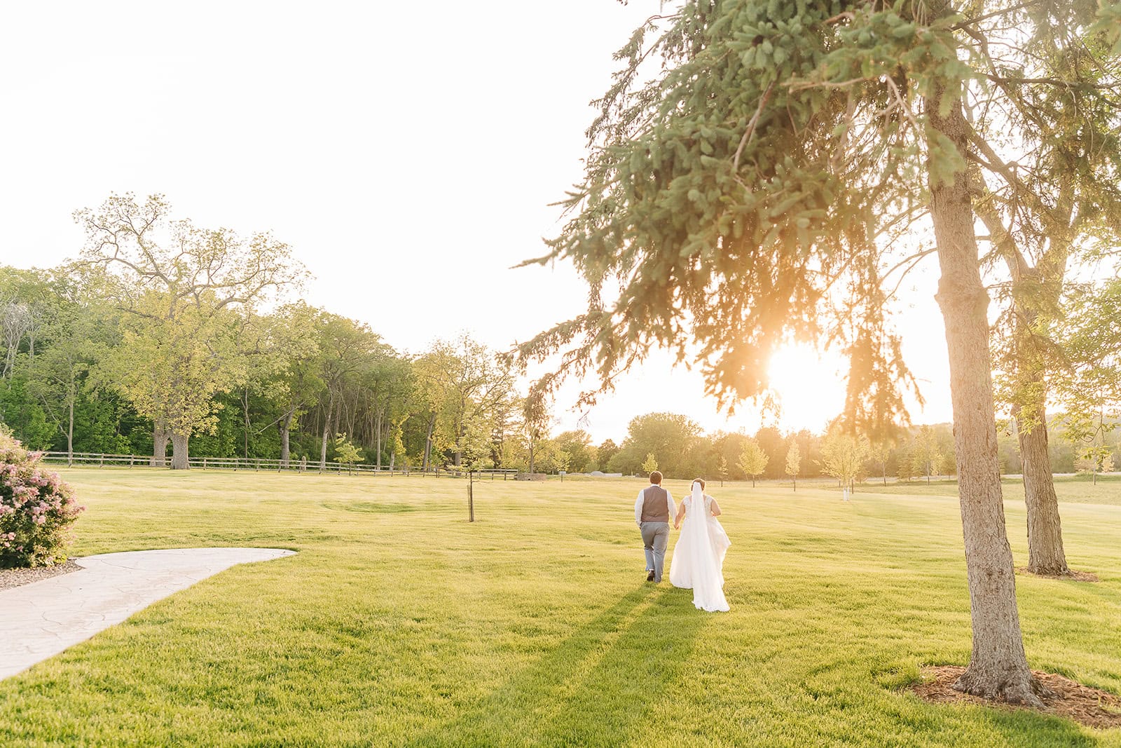 Minnesota countryside surrounding Mayowood Stone Barn