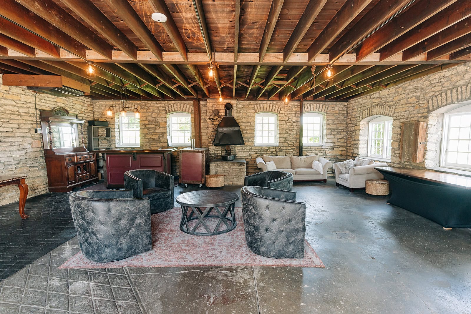 getting ready area at Mayowood Stone Barn